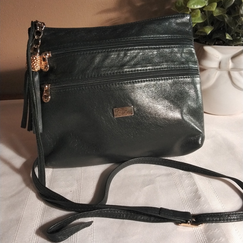 Vintage Bottega Fiorentina Italian Leather Dark Green Crossbody gold accents